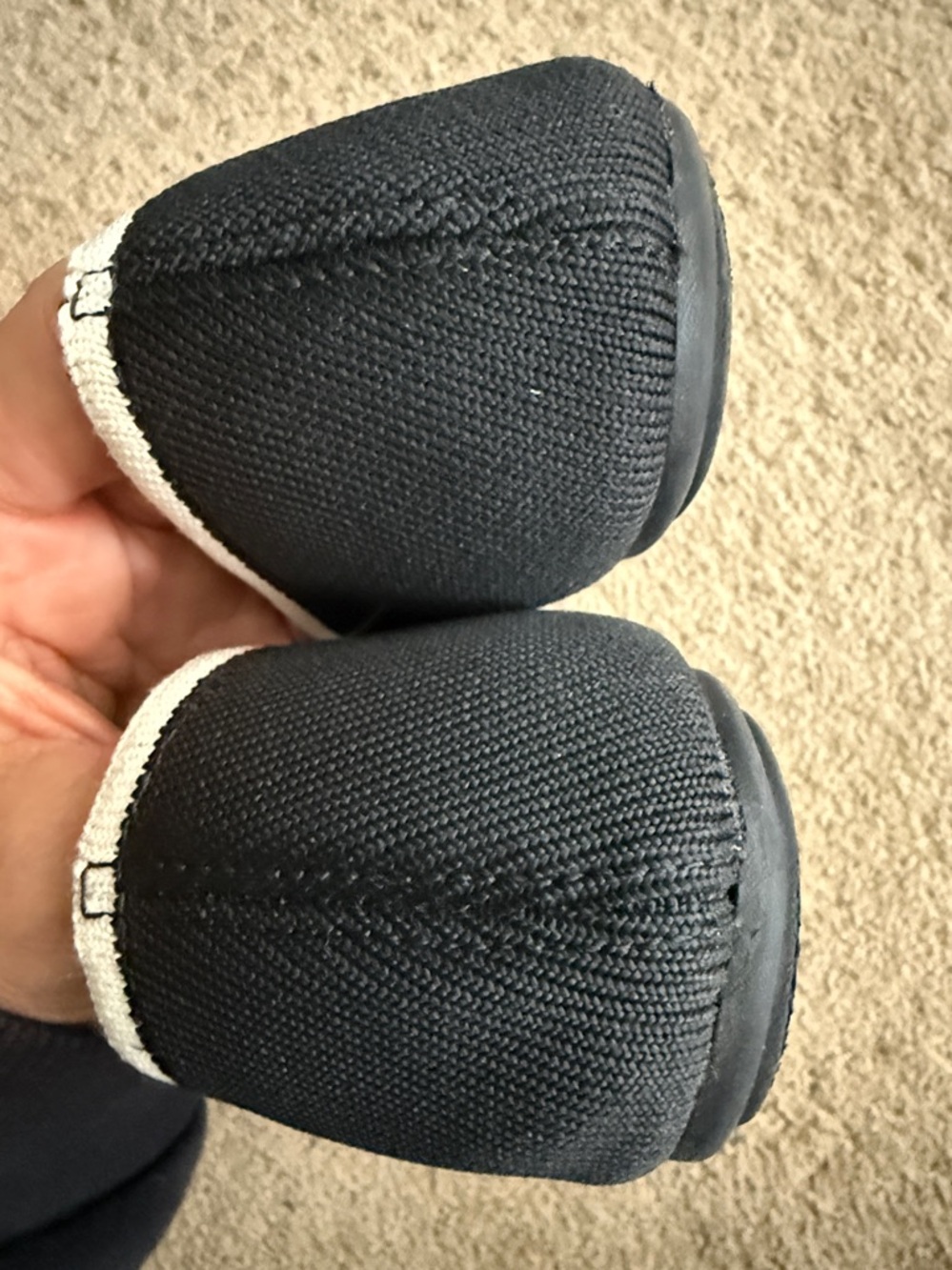 AEROSOLES Black Flats with White Trim Mary Jane Style Size 9 Lightweight - Picture 5 of 8